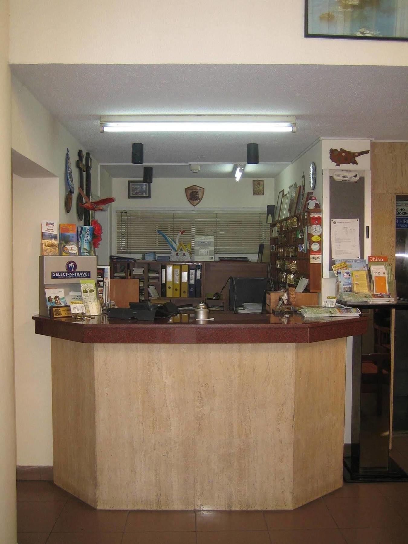 Onisillos Hotel Larnaca Eksteriør billede